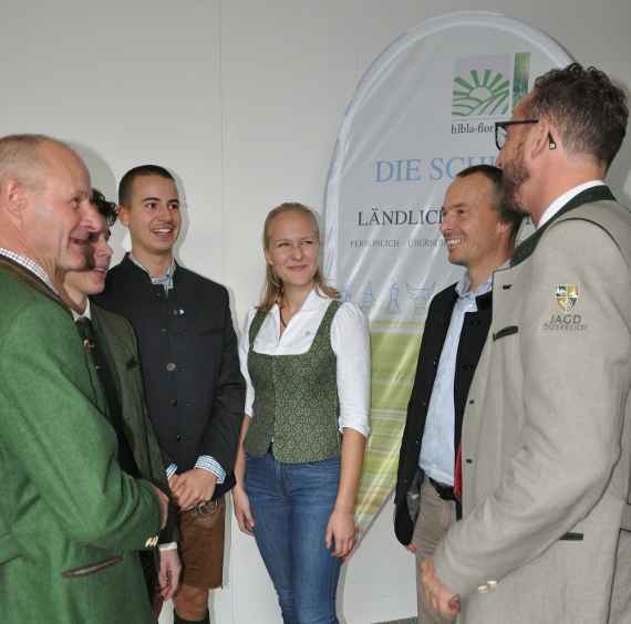 veranstaltung jugend im dialog mit der jagd-gruppenfoto