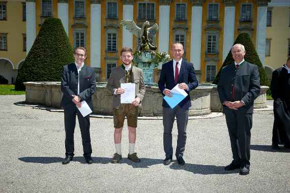 praemierte diplomarbeiten-4. platz-gruppenfoto