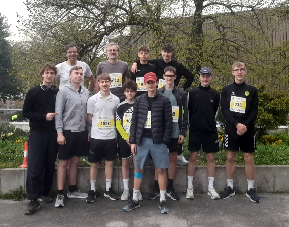 Teilnehmer der HLBLA St. Florian am Linz-Marathon 2026