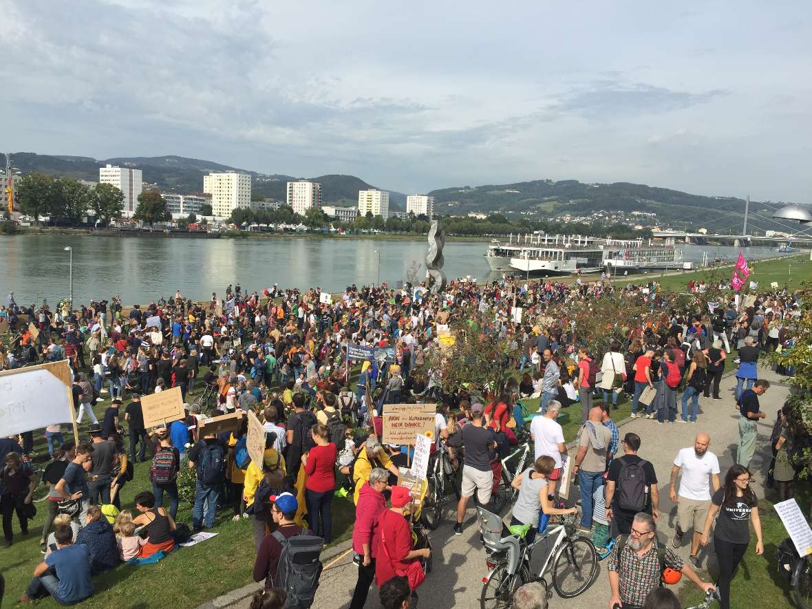 abschlusskundgebung beim earth day in linz