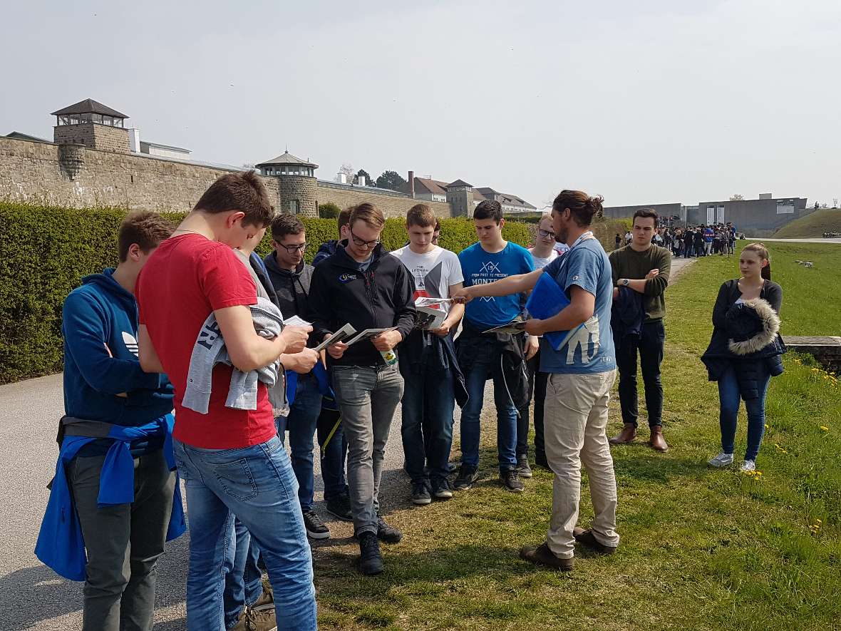 paedagogischer rundgang an der gedenkstaette mauthausen